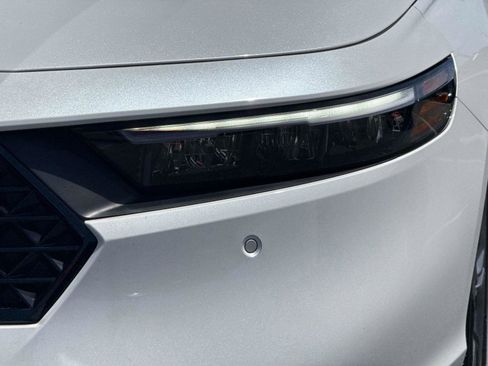 Certified 2025 Honda Accord EX-L image 10