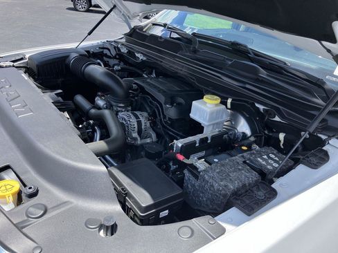 Used 2020 RAM 1500 Big Horn AWD/4WD image 35
