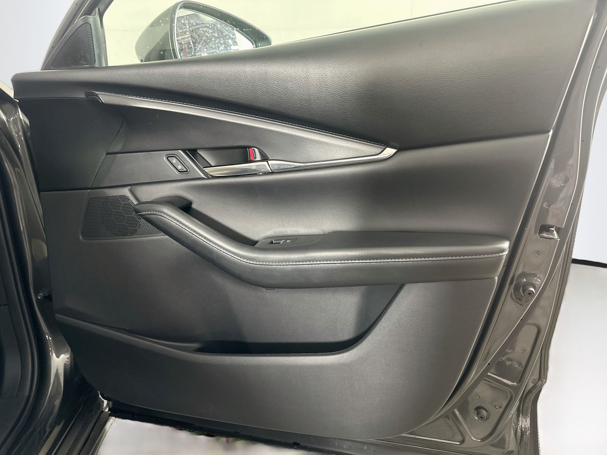 Used 2025 MAZDA CX-30 AWD 2.5 S w/ Preferred Package image 34
