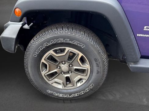 Used 2018 Jeep Wrangler Sport w/ Quick Order Package 24S AWD/4WD image 11