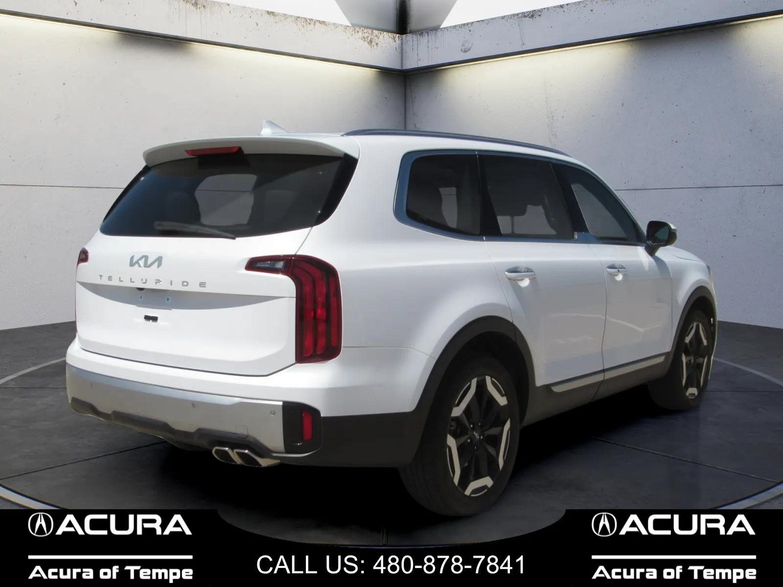 Used 2024 Kia Telluride S w/ S Sunroof Package FWD image 5