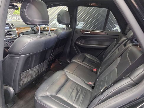 Used 2013 Mercedes-Benz ML 550 4MATIC image 26