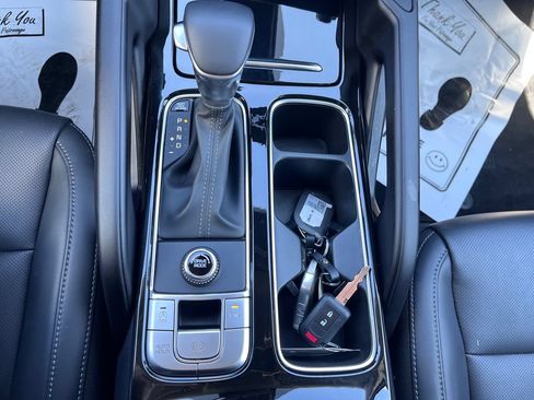 Certified 2024 Kia Telluride S w/ S Sunroof Package FWD image 18