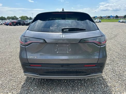 Used 2024 Honda HR-V EX-L image 10