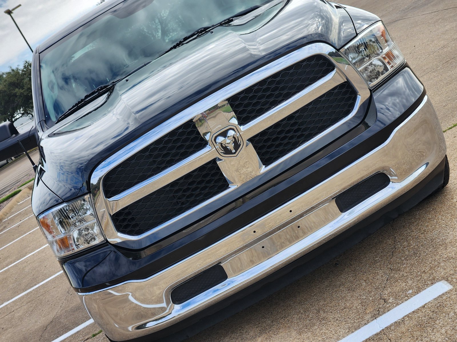 Used 2022 RAM 1500 Classic SLT w/ Trailer & Traction Group RWD image 8
