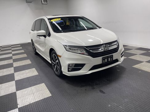 Used 2018 Honda Odyssey Elite image 6