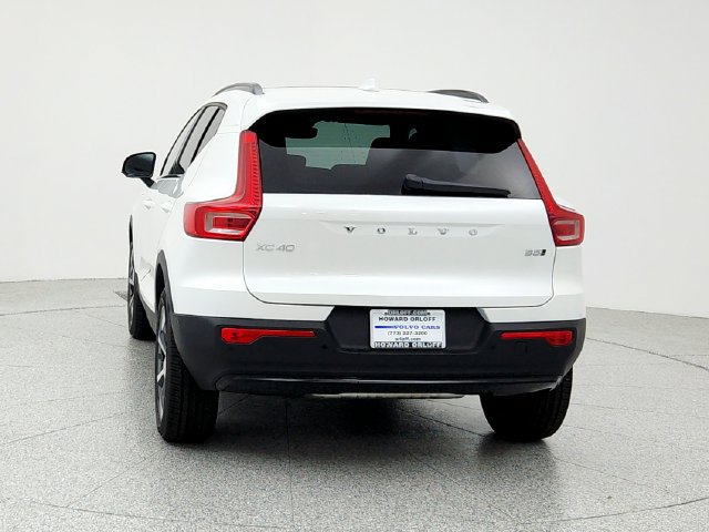 New 2026 Volvo XC40 B5 Plus w/ Protection Package Premier AWD/4WD image 6