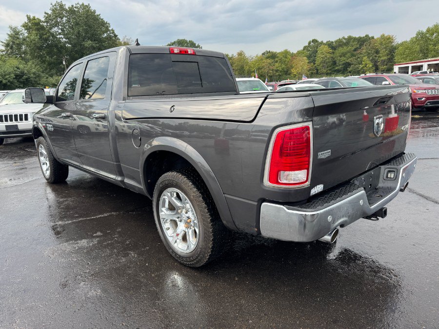 Used 2018 RAM 1500 Laramie AWD/4WD image 3