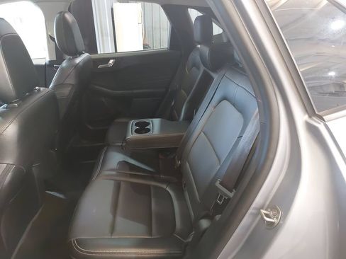 Used 2022 Ford Escape SEL w/ Technology Package FWD image 15