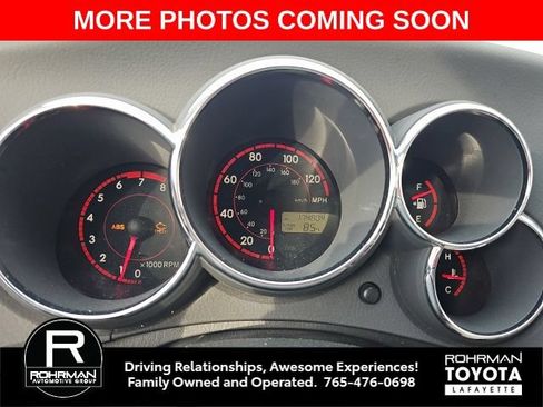 Used 2004 Toyota Matrix XR AWD/4WD image 9