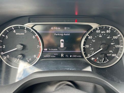 Used 2024 Nissan Rogue SV image 10