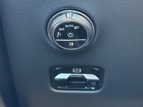 New 2026 Mercedes-Benz GLC 300 image 27