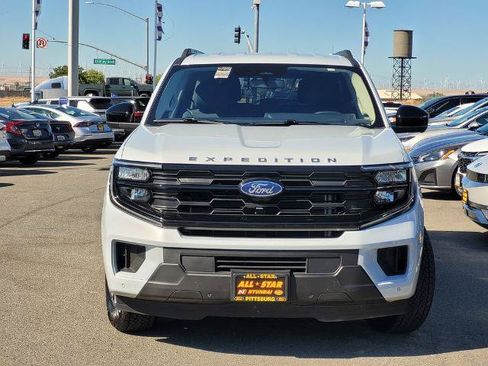 Certified 2025 Ford Expedition Max Active RWD image 2
