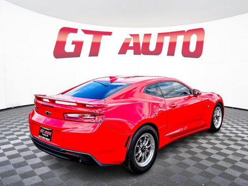 Used 2018 Chevrolet Camaro SS image 7