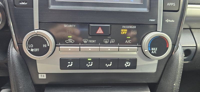 Used 2012 Toyota Camry SE FWD image 21