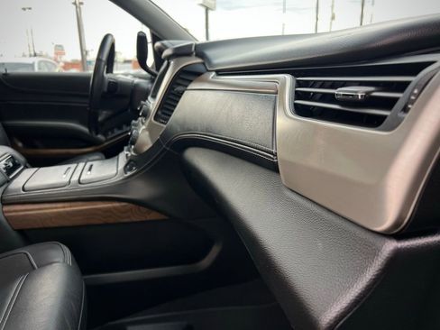Used 2019 GMC Yukon XL Denali w/ Denali Ultimate Package image 40