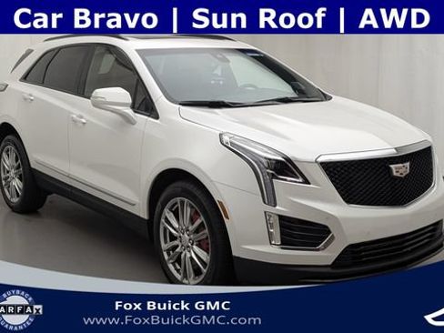 Certified 2023 Cadillac XT5 Sportv w/ LPO, Floor Liner Package AWD/4WD image 4