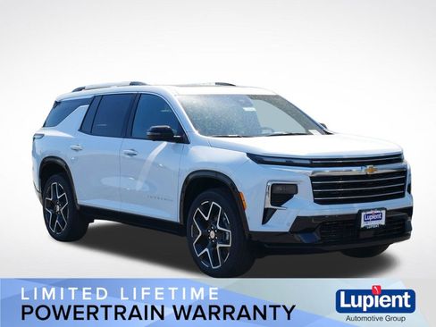 New 2026 Chevrolet Traverse High Country w/ LPO, Floor Liner Package AWD/4WD image 1