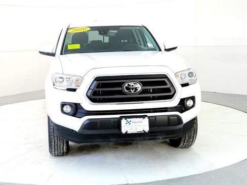 Used 2020 Toyota Tacoma SR5 image 2