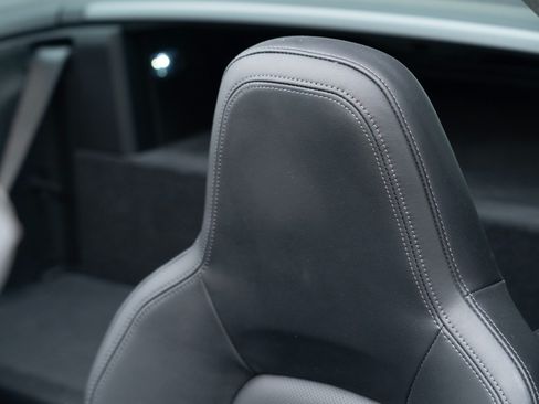 Certified 2024 Porsche 911 Targa 4 GTS AWD/4WD image 18