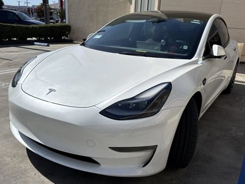 Used 2023 Tesla Model 3 Performance AWD/4WD image 1