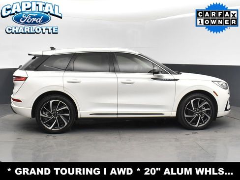 Used 2024 Lincoln Corsair Grand Touring w/ Rear Removable Package Tray image 10