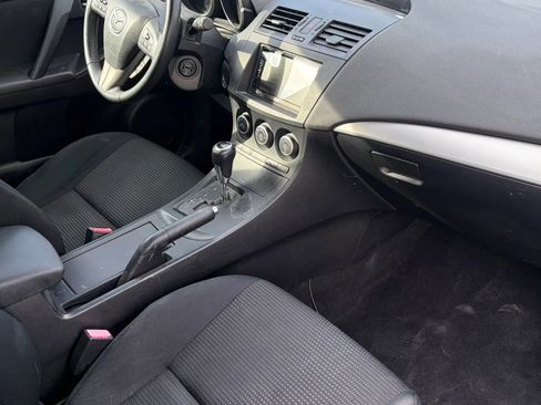 Used 2013 MAZDA MAZDA3 i Touring FWD image 14
