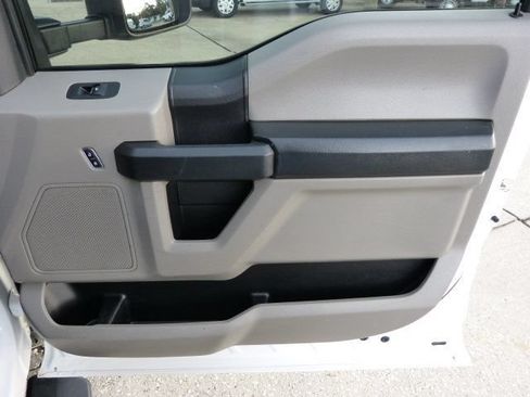 Used 2019 Ford F250 XL w/ Power Equipment Group RWD image 26