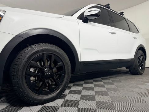 Used 2024 Kia Telluride SX Prestige X-Pro AWD/4WD image 11
