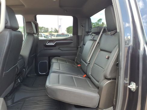 Used 2025 GMC Sierra 1500 SLT RWD image 23