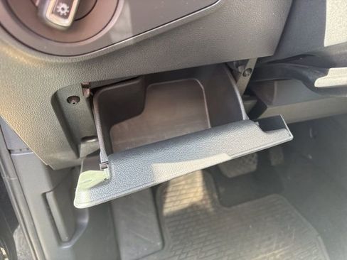 Used 2024 Volkswagen Tiguan Wolfsburg Edition image 24