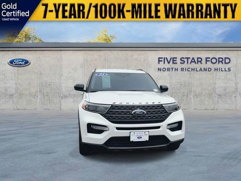 Used 2023 Ford Explorer XLT w/ Equipment Group 202A RWD image 4