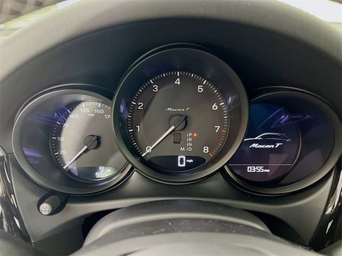 New 2026 Porsche Macan Turbo image 13