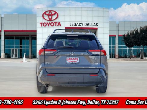 Used 2023 Toyota RAV4 XLE Premium AWD/4WD image 9