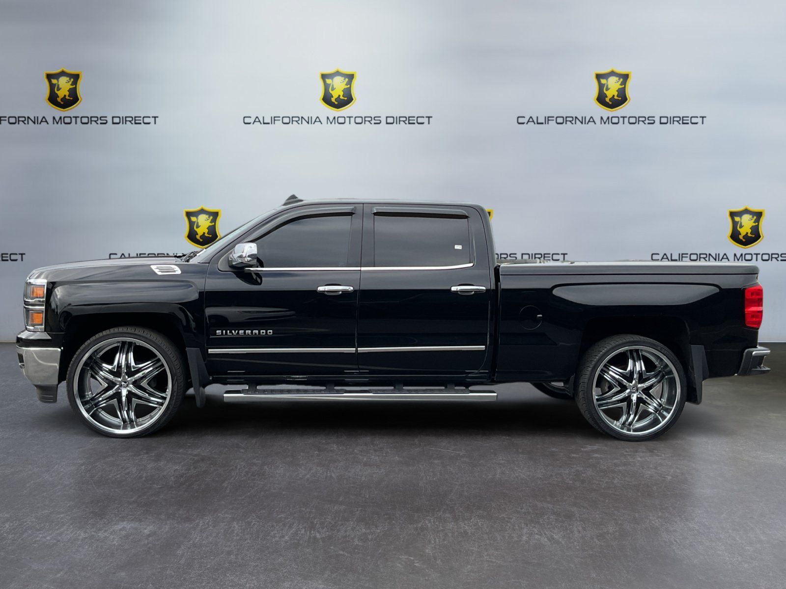 Used 2015 Chevrolet Silverado 1500 LT w/ LT Convenience Package RWD image 8