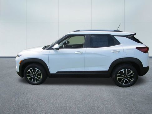 New 2026 Chevrolet TrailBlazer LT FWD image 48
