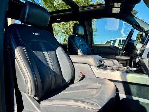 Used 2022 Ford F350 Platinum image 14