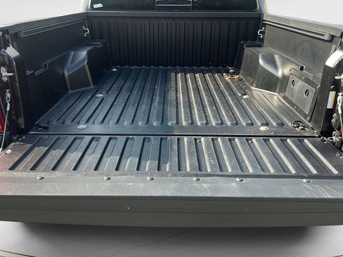 Used 2023 Toyota Tacoma SR5 w/ Technology Package RWD image 9