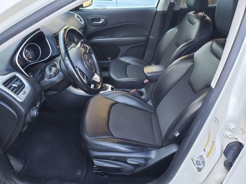 Used 2020 Jeep Compass Latitude image 13