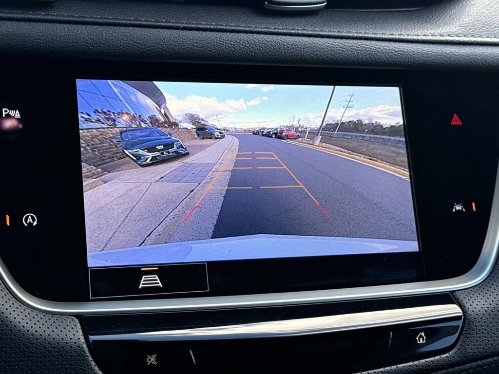 New 2025 Cadillac XT6 Luxury AWD/4WD image 21