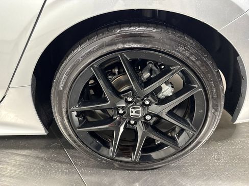 Used 2025 Honda Civic Sport image 12