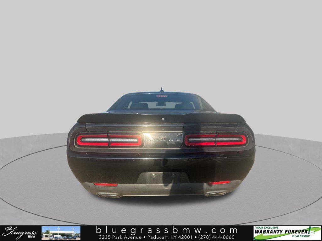 Used 2017 Dodge Challenger GT w/ Driver Convenience Group AWD/4WD image 4