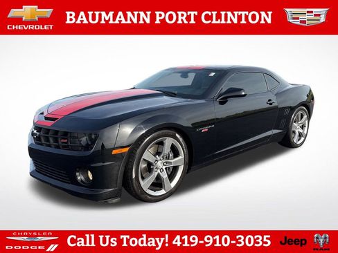 Used 2011 Chevrolet Camaro SS w/ RS Package RWD image 2