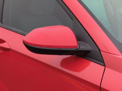 Certified 2025 Hyundai Kona SE image 11