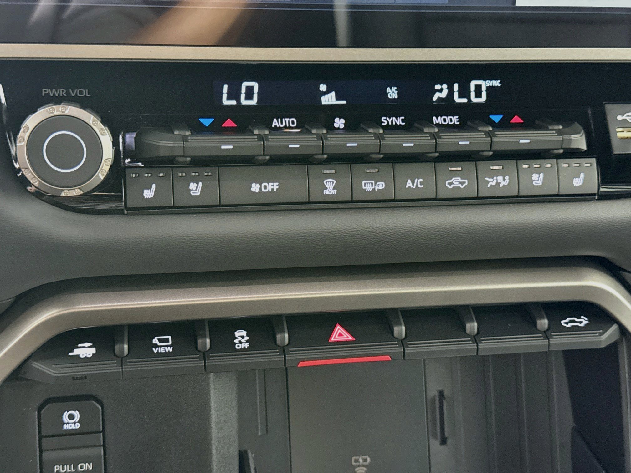 Certified 2026 Toyota Tundra Platinum AWD/4WD image 16