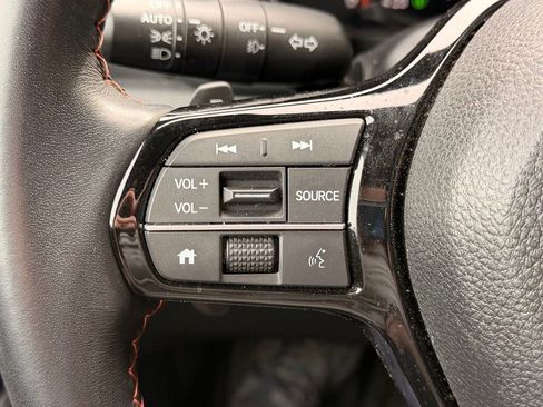 Used 2023 Honda Pilot Sport image 27