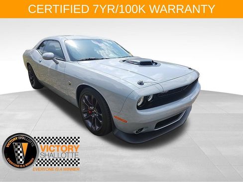 Used 2022 Dodge Challenger R/T Scat Pack w/ Shaker Package RWD image 1