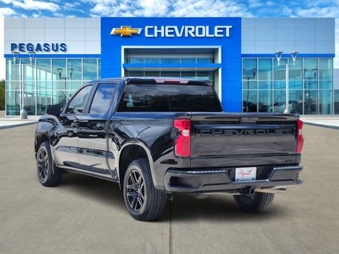Used 2024 Chevrolet Silverado 1500 Custom w/ LPO, Dark Essentials Package RWD image 5