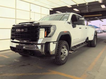 Used 2024 GMC Sierra 3500 Pro w/ Fleet Convenience Package