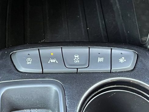 Used 2022 Chevrolet TrailBlazer LT FWD image 27